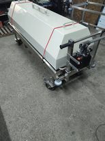 Wózek hydrauliczny z pokrywą z polipropylenu